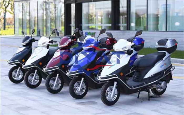 high efficiency battery durable electrombile scooters street legal moped electric motorcycles