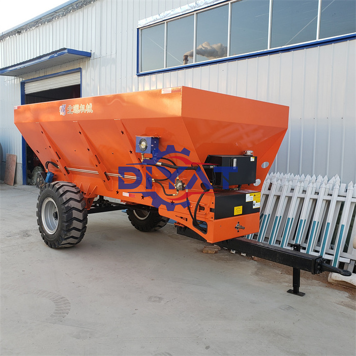 70-100 hp tractor trailed cow sheep dung horizontal helical muck manure spreader for farms