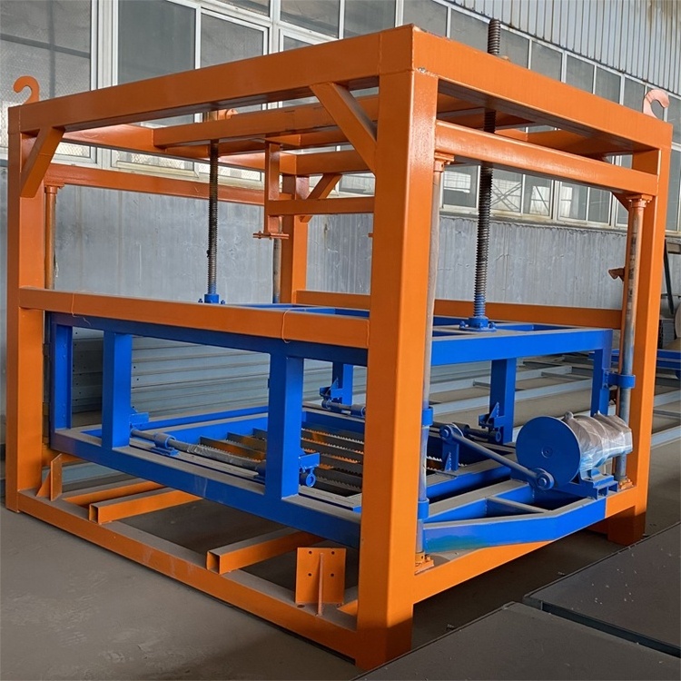 Demoulding Machine For Holding Mold Polystyrene Concrete 100 Cubic Meter AAC Block Brick Making Machine Product Line