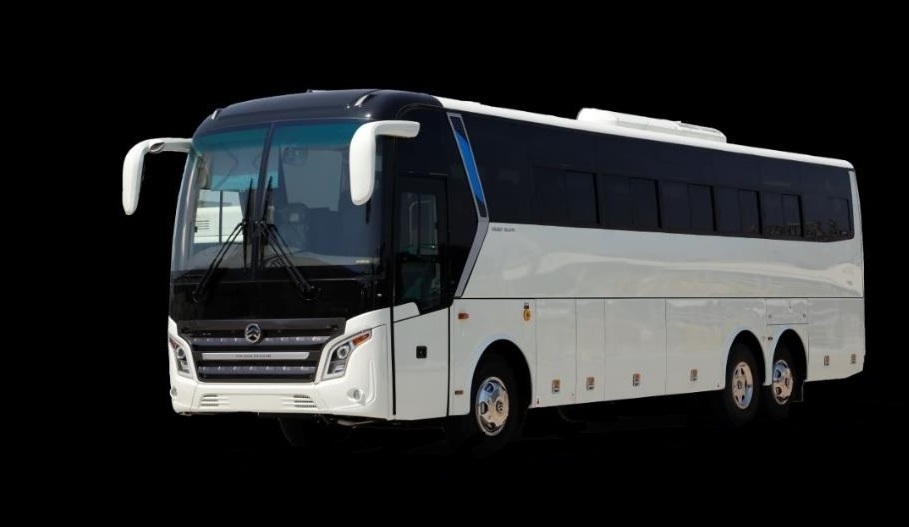 Golden Dragon 6130 Double Axle Diesel Engine Luxury Tour Passenger Coach Bus for Sale