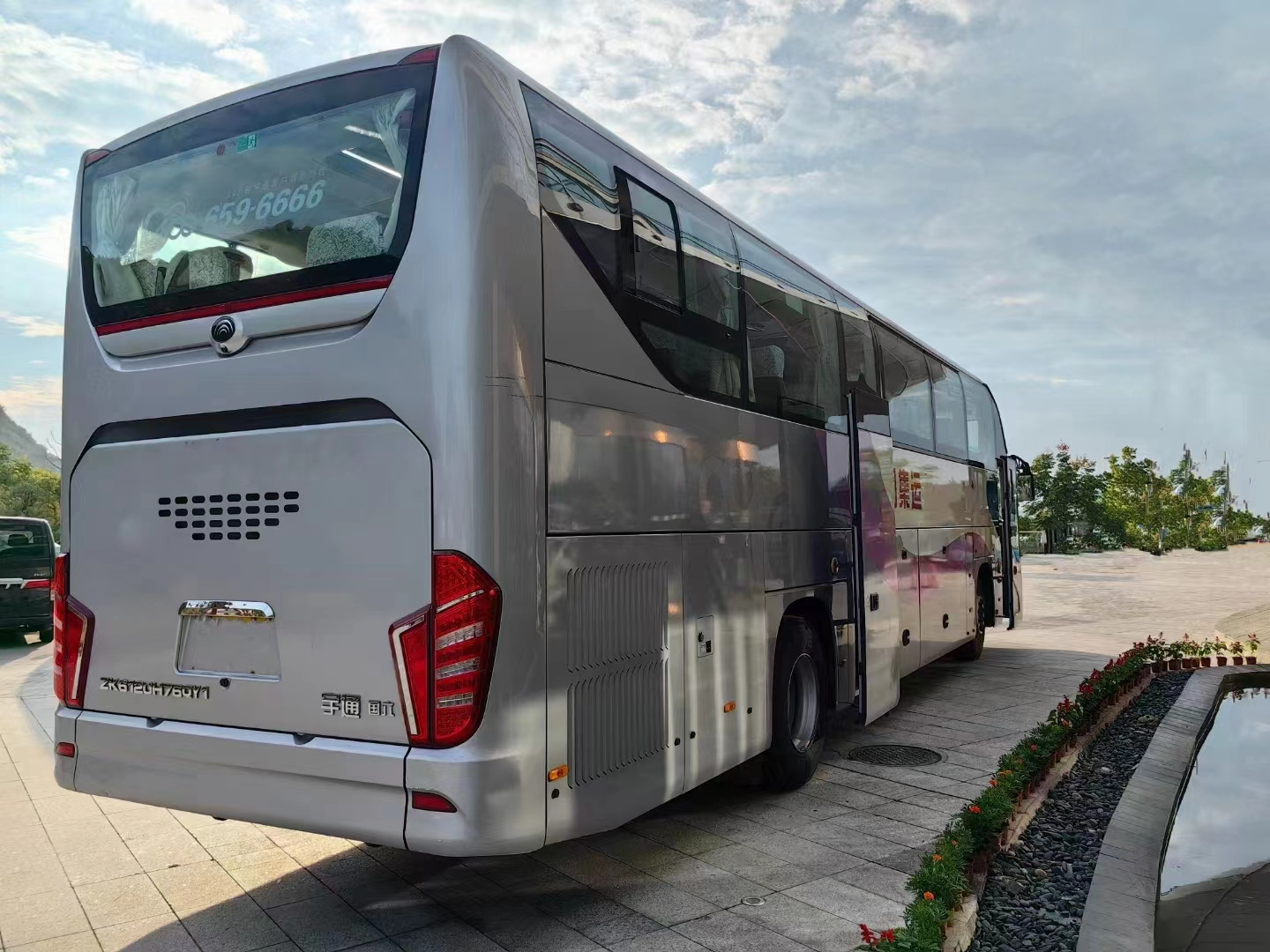 hot sale used Yutong kinglong bus with airbag 55-60 seaters double decker diesel euro 3 bus luxury city travel Bus for africa