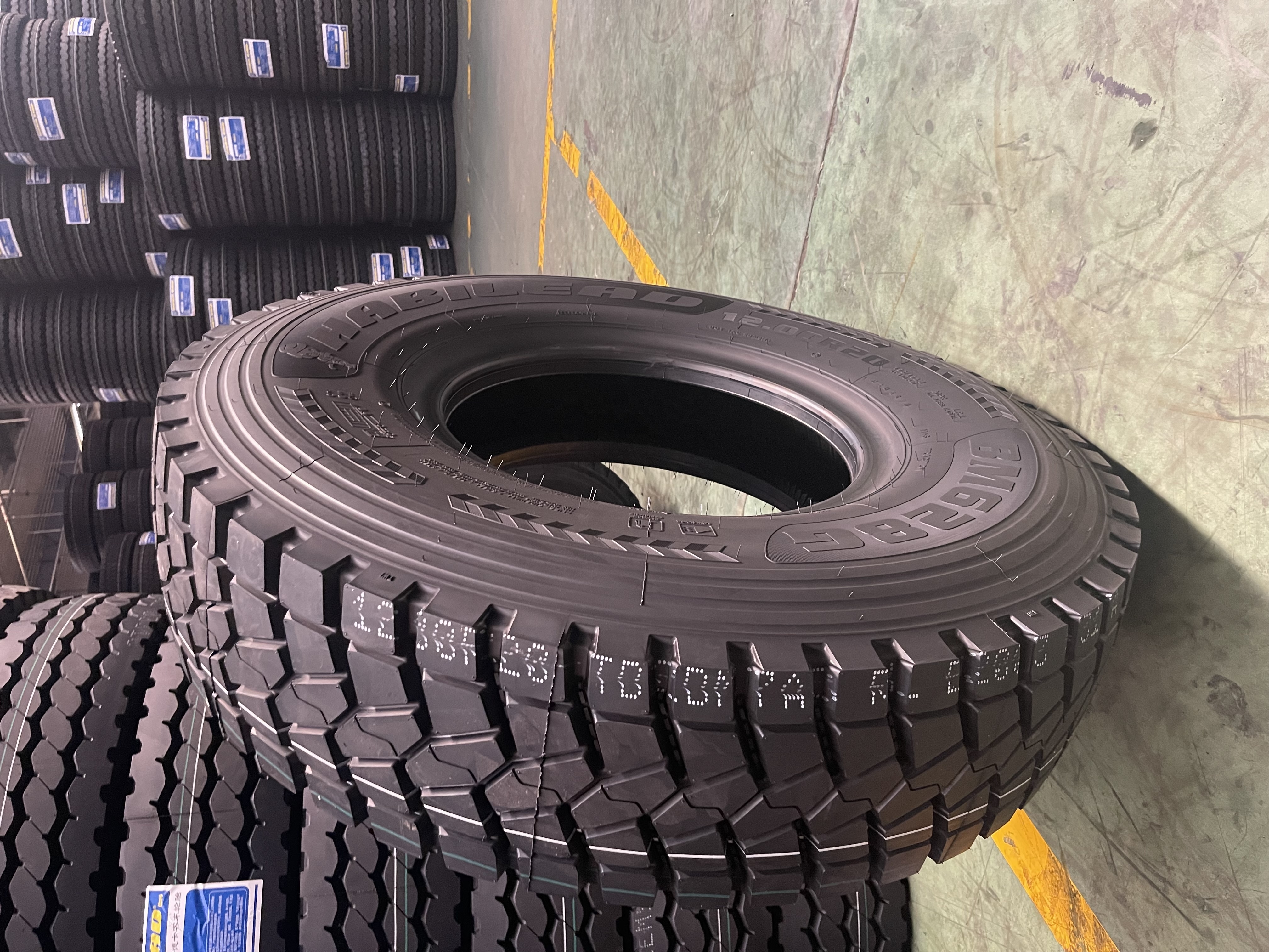 All Steel Radial 11r 24.5 truck tires Chaoyang Westlake Goodride 12.00r20 Heavy Duty Truck Tire on&off Road TBR Tyres