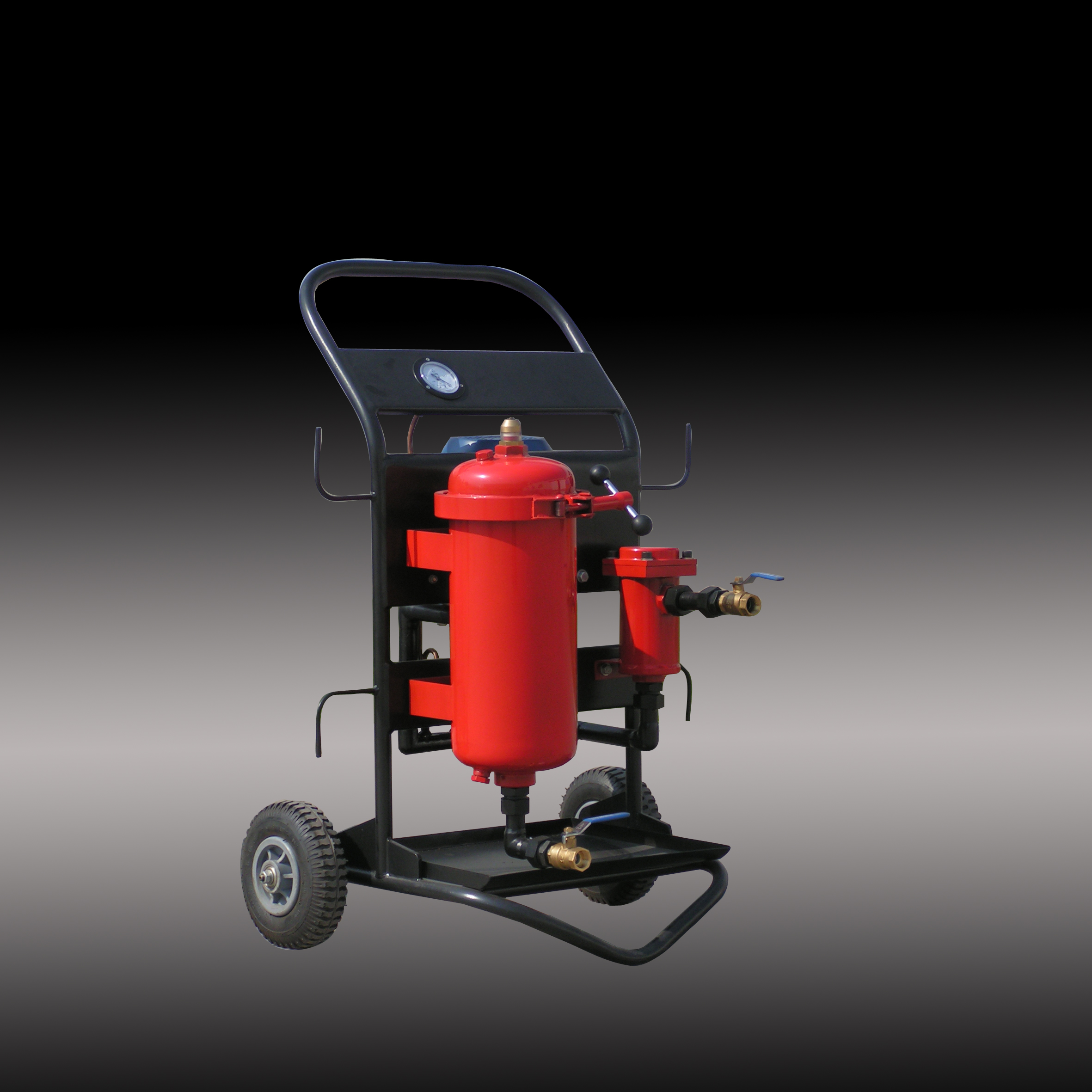 LYC-150A mobile oil filter removes solid particles from the oil through bypass filtration