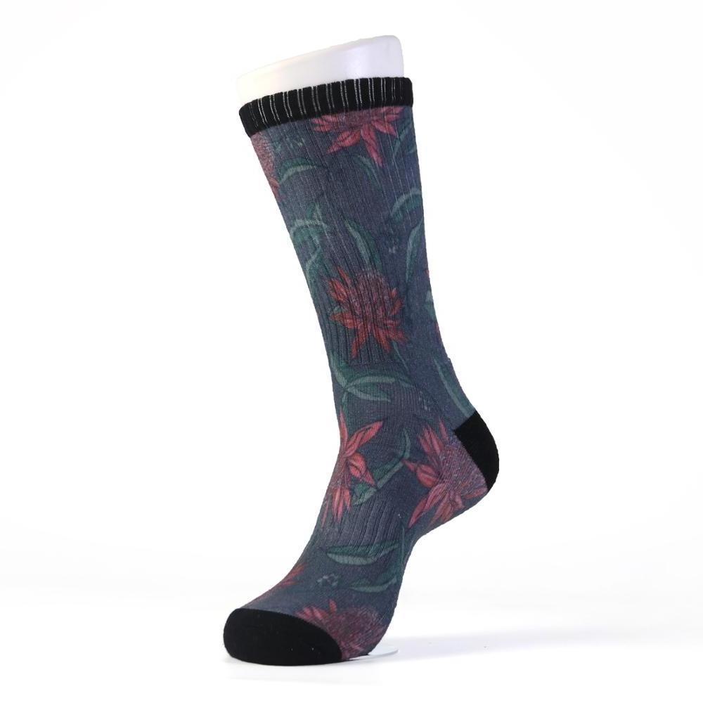 Custom logo design fashion colorful sublimation socks with high quality