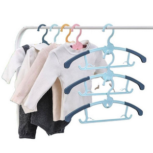 Adjustable Hangers Non-Slip and Extendable Laundry Infant Hangers Basics Retractable Toddler Infant Baby Plastic Hangers