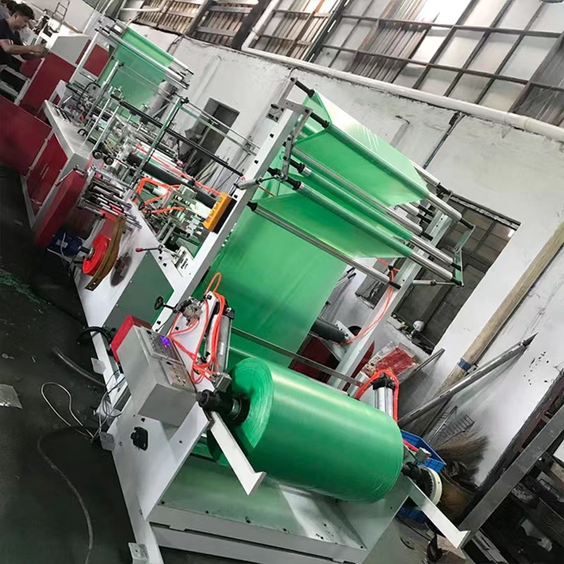 GEB Plastic Packaging Bag T-Shirt Bag Production Machine