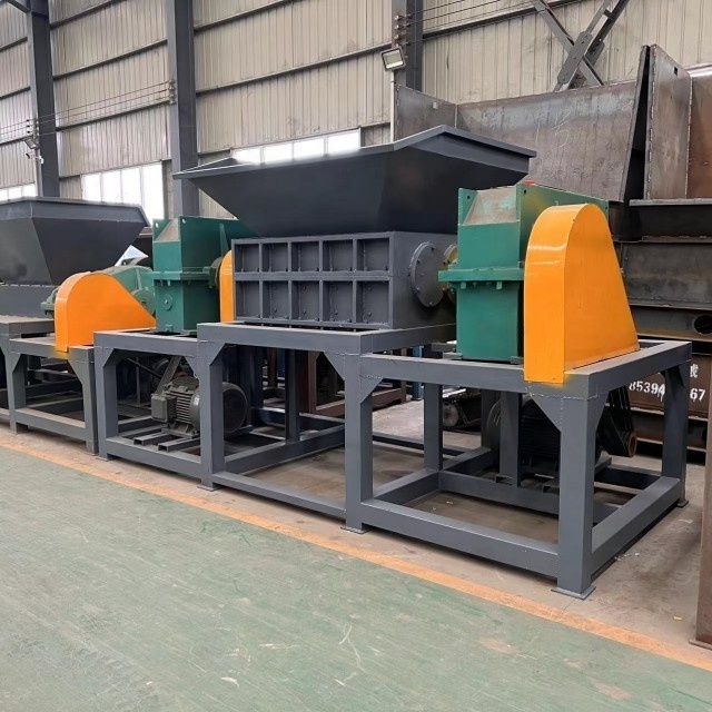 GURAN High Quality Waste Shredder Plastic Shredder Machine Prices