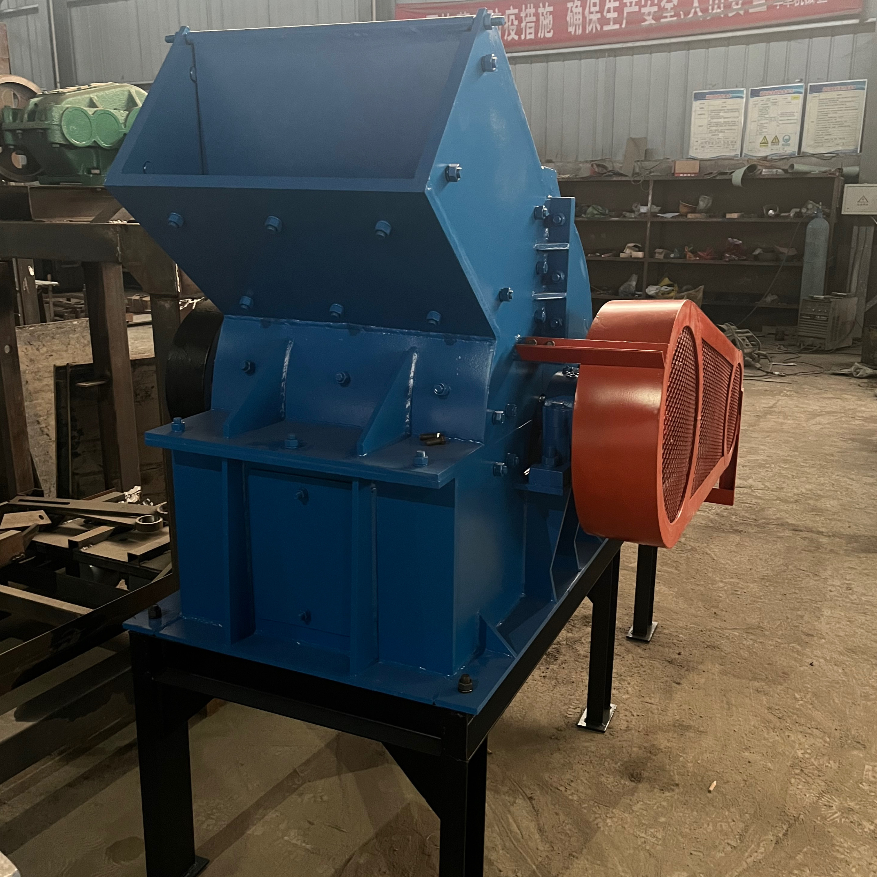 Hammer Mill Wood Crusher Price Small Hammer Crusher Grinder Clay Soil Slag Ash Hammer Crusher For Sale