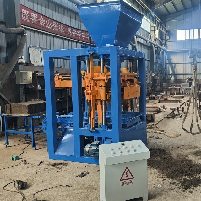 Semi Automatic QT4-24 Concrete Fly Ash Hollow Solid Block Make Machine Brick Making Machinery Factory Price