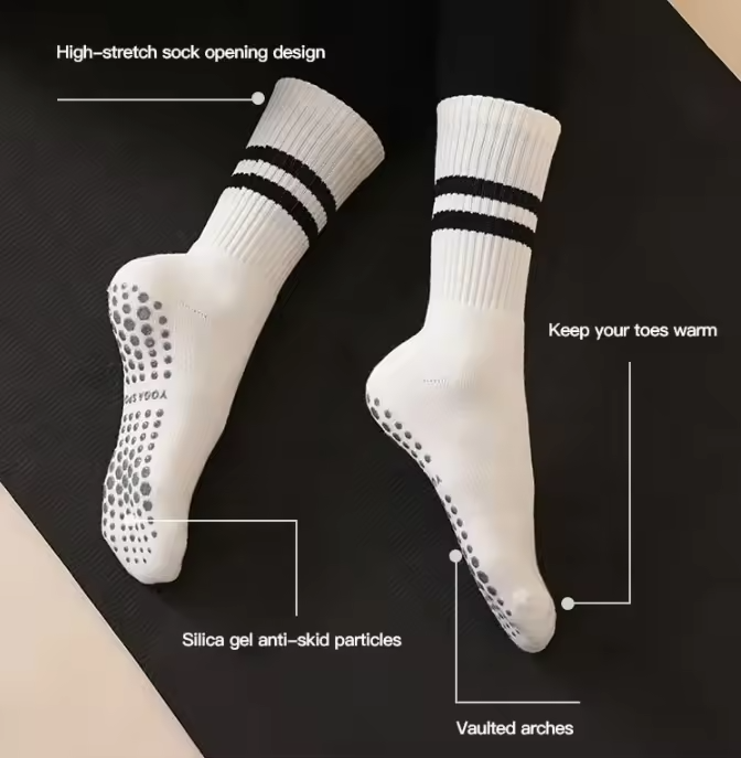 Custom logo crew pilates anti slip sock gym reformer ribbed non slip pilates yoga socks for women non-slip grips