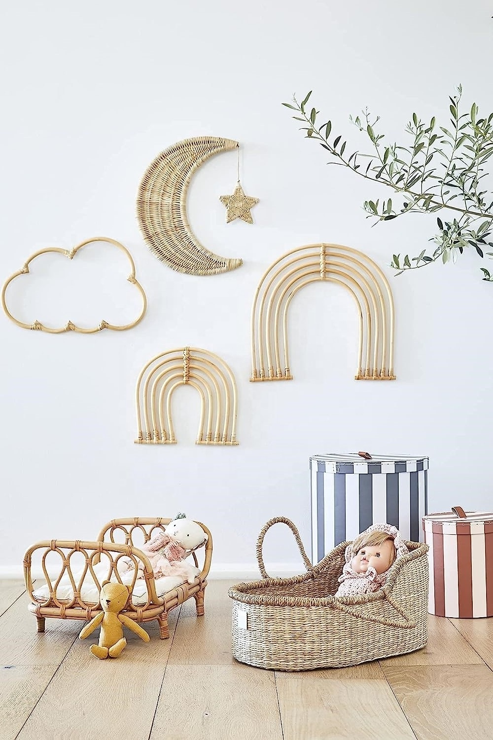 Good Quality Top Sale Rattan Cloud Shaped Wall Hanging Decor for Nursery Bedroom Decoration OEM Variety of Shapes from Vietnam