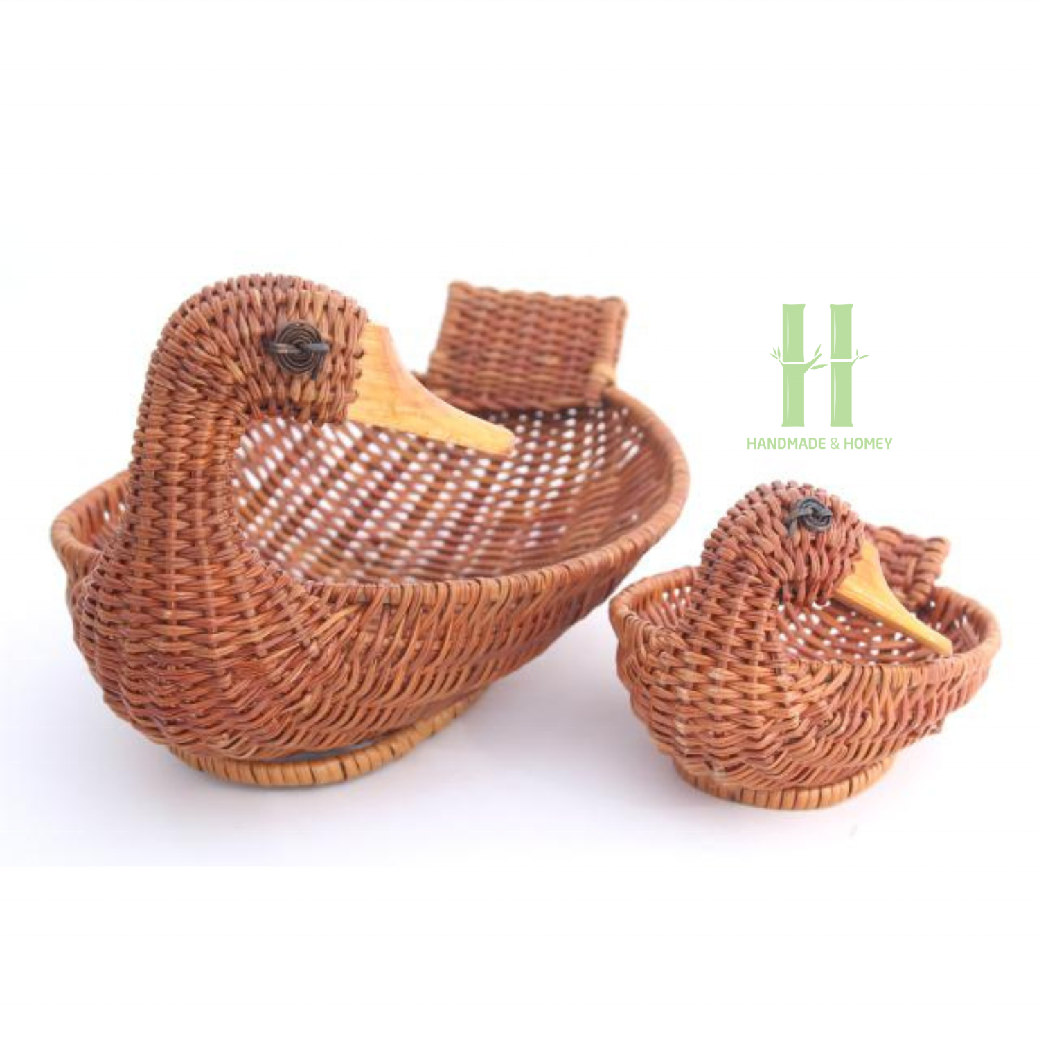 New Designs Rattan Squirrel Storage Baskets Cute Storage Toys Customized Size and Design from HNH Craft