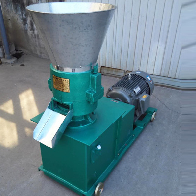 Multi-function and best -selling animal poultry feeds pellets granulating machinery for sale