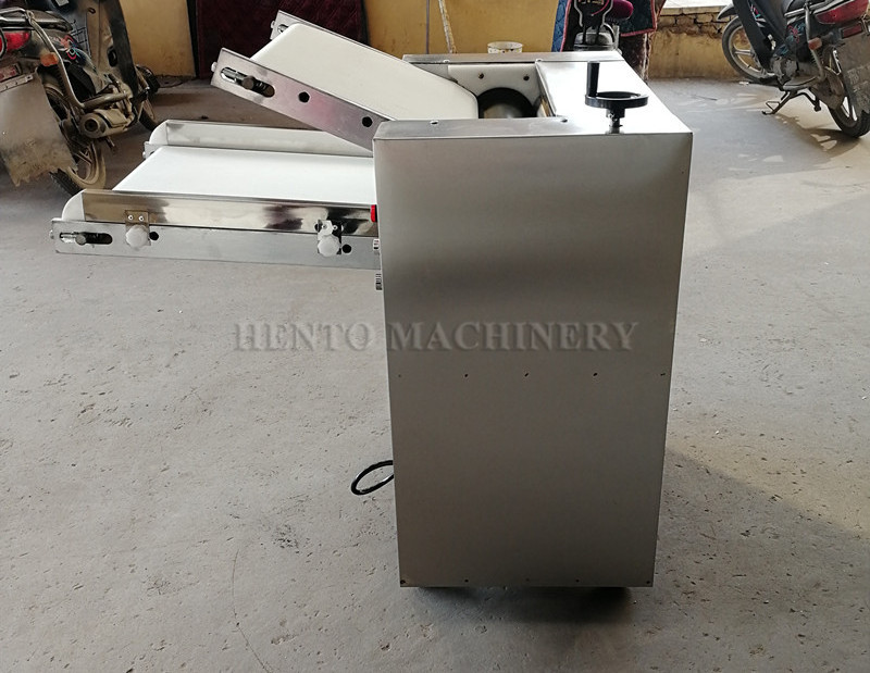 Factory Supplier Pizza Roller Machine Dough Press / Dough Pressing Machine Pizza / Hand Dough Press Machine