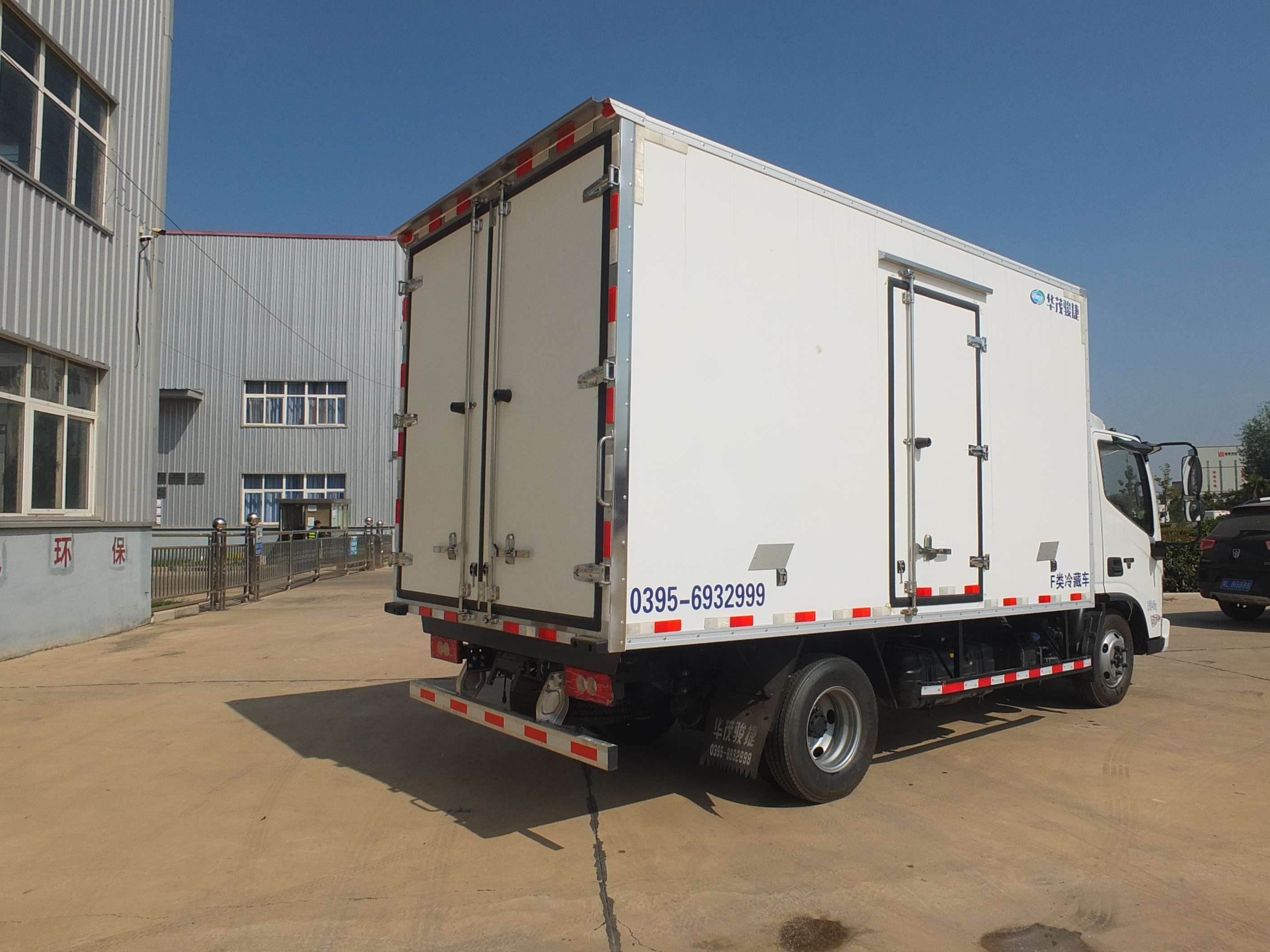 Mini Reefer Van Refrigerator Trucks Meat Seafood Transport New Used Diesel Fuel Manual Transmission-Freezer Cargo Vehicle Sale