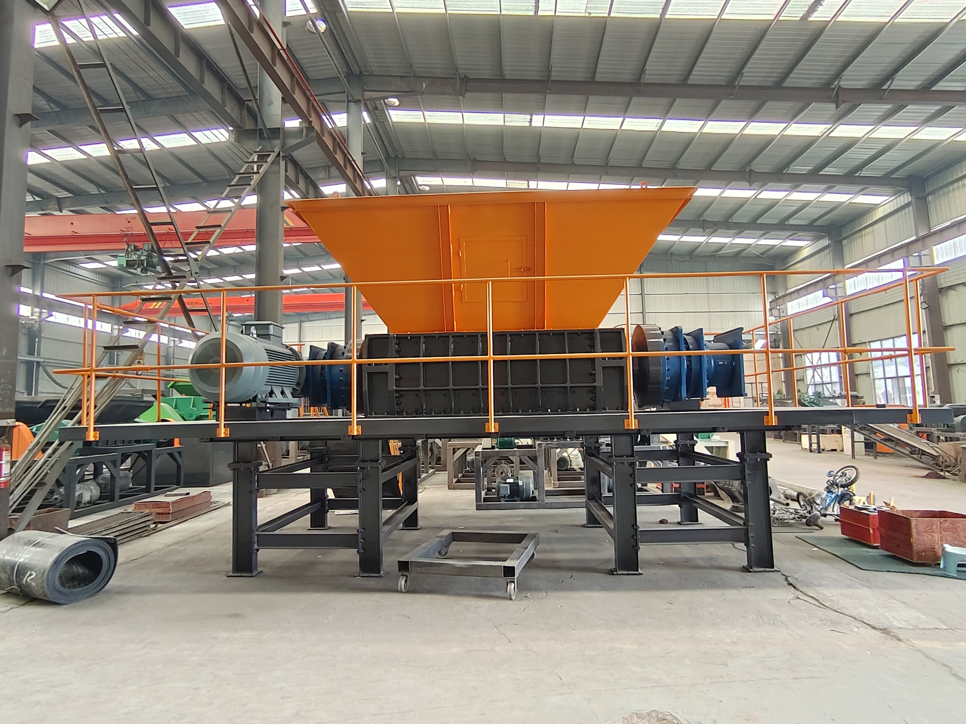 Hot Sell Scrap Tire Shredders Tyre Recycling Equipment Used Tire Crusher Machine