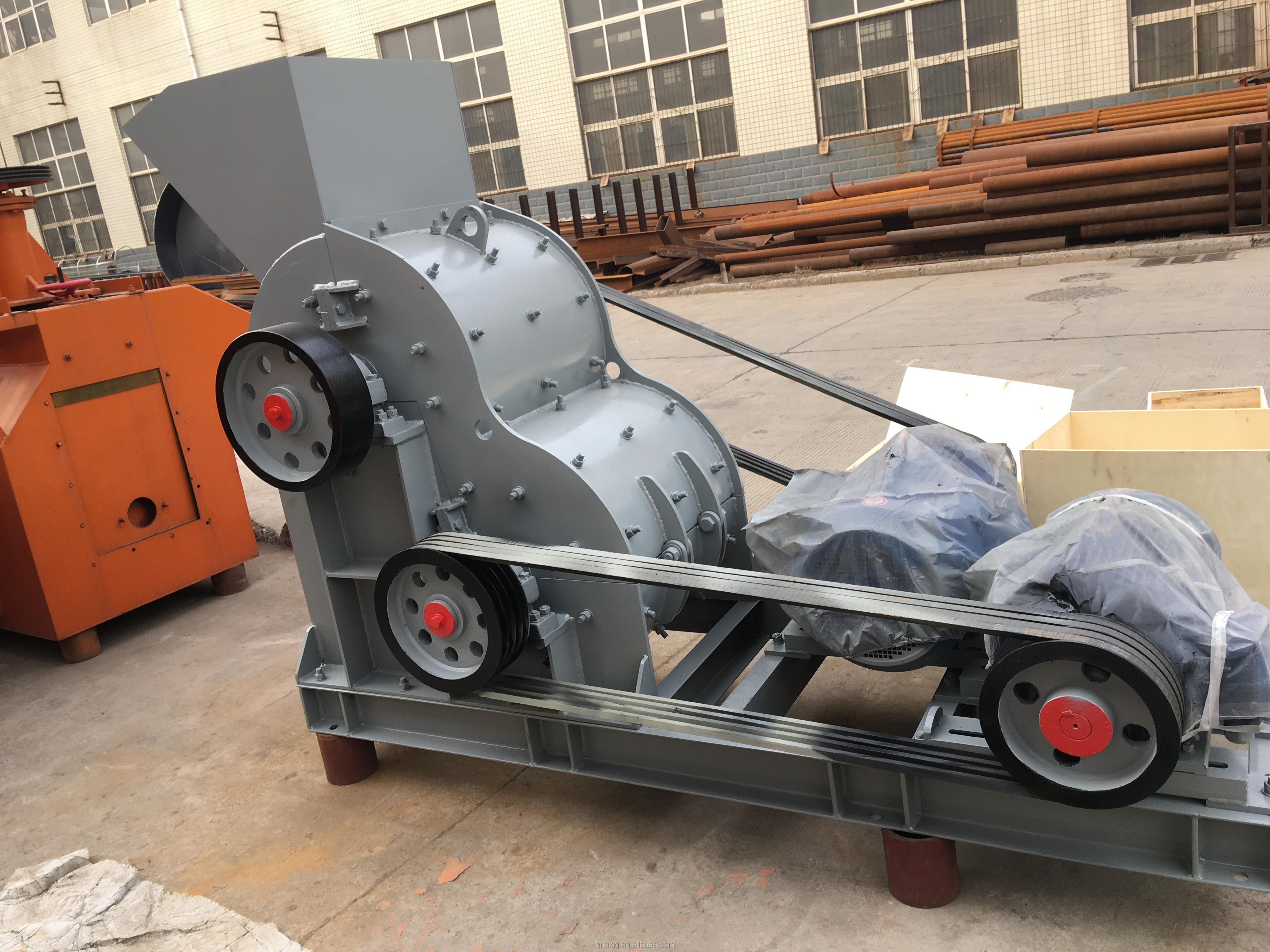 The most sold 2023 best hammer crusher stone crusher for limestone crushing rock breaking machine zhengzhou