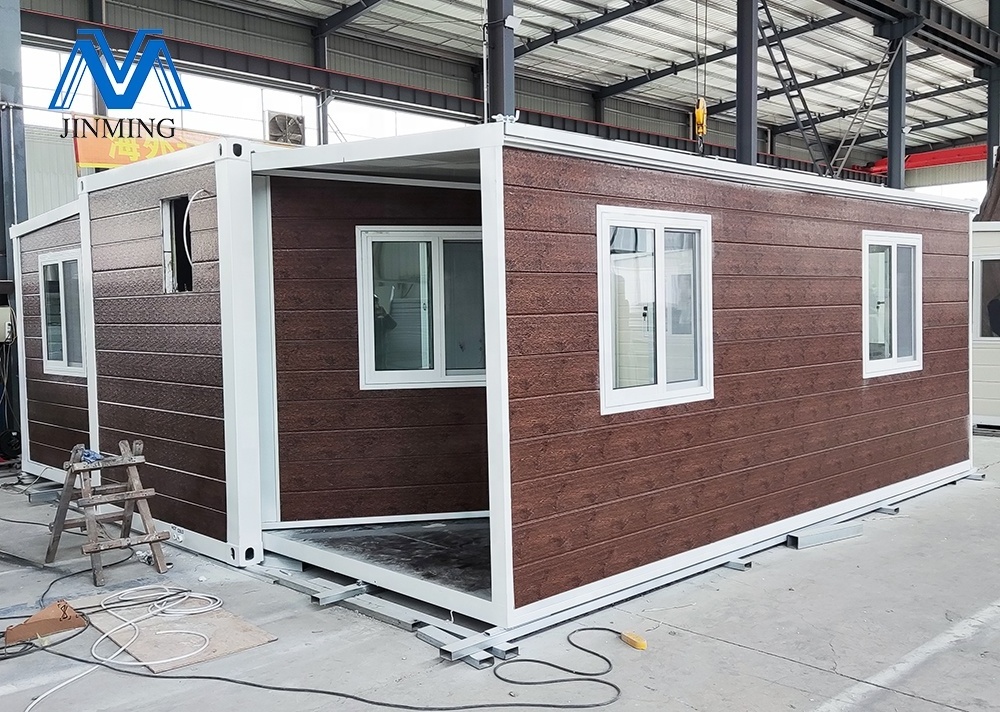 Wooden color luxury prefab home relocatable tiny house 20ft expandable container house homes for villa