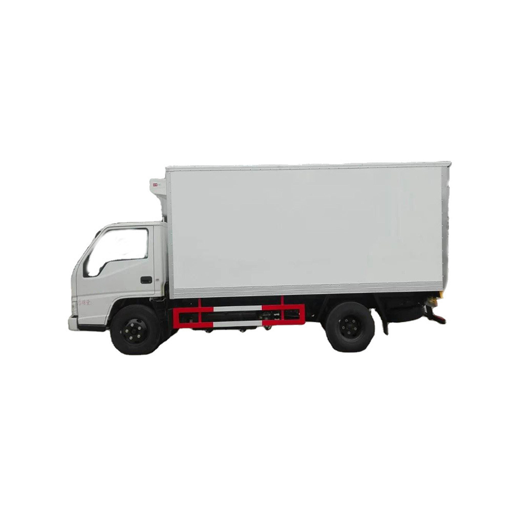 JAC/HINO/Dongfeng 3-5 tons Refrigerator cooling van Refrigerated Medium Size Box Truck