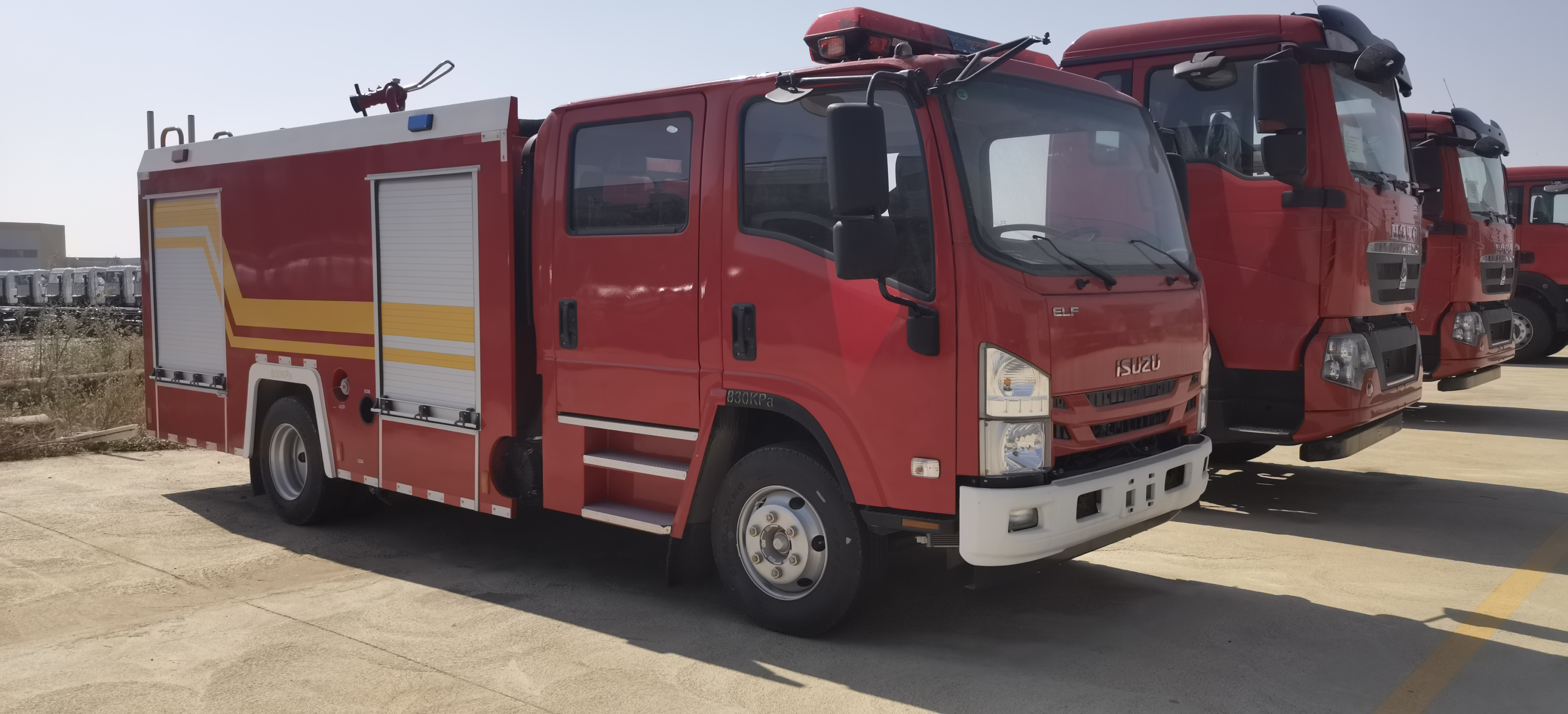 Hot sale Isuzu foam fire truck 4x2 Rescue Fire Fighting Vehicle truck