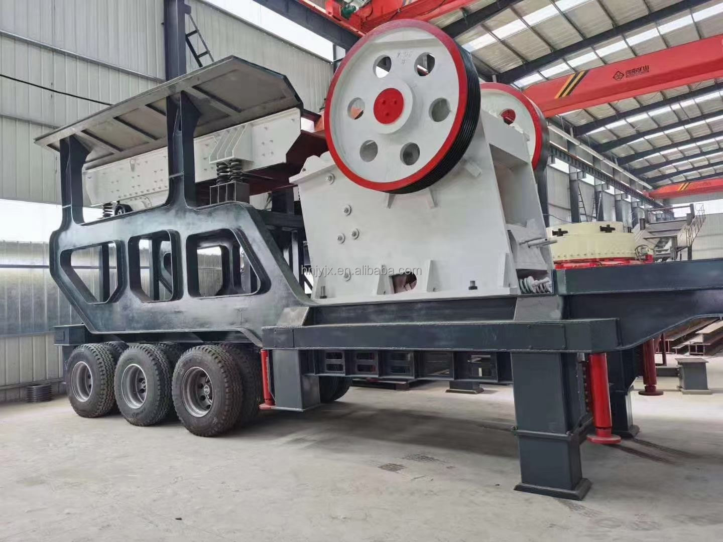 Mobile rock jaw crushers portable stone crusher machine price