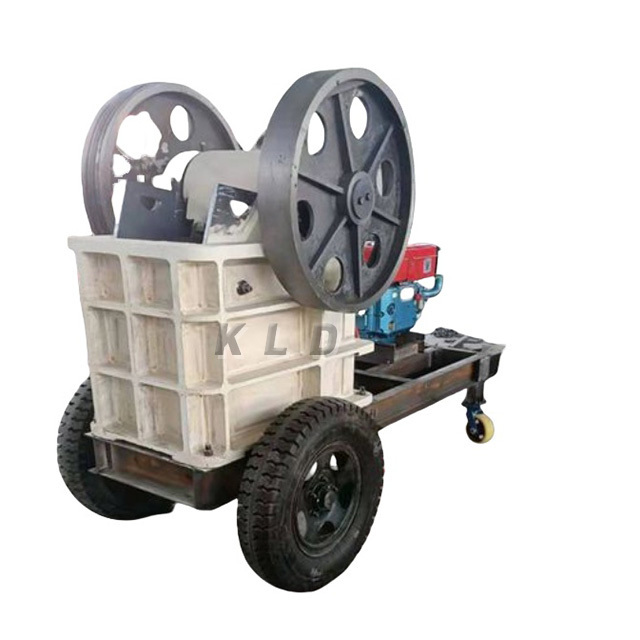 Cheap price mobile diesel jaw crusher with feeder/mobile towable jaw crusher/mobile rock crusher jaw