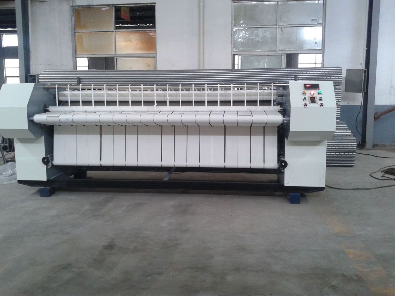 Good quality  laundry flat ironer & sheet ironing machine laundry hotel sheets ironing machine