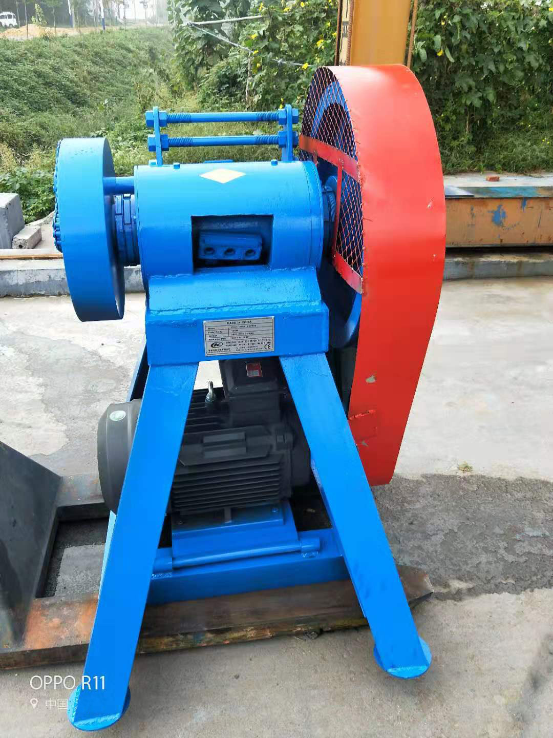 Scrap Tyre Waste Tyre Ring Cutter/circle Cutting Machine /tire Sidewall Cutting Machine