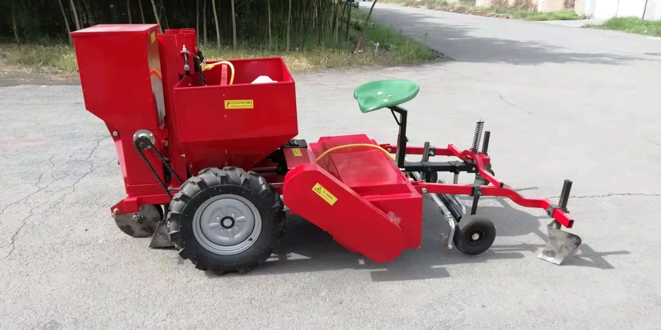 Hot sale China small potato seeder machine one two rows potato planter for walking tractor