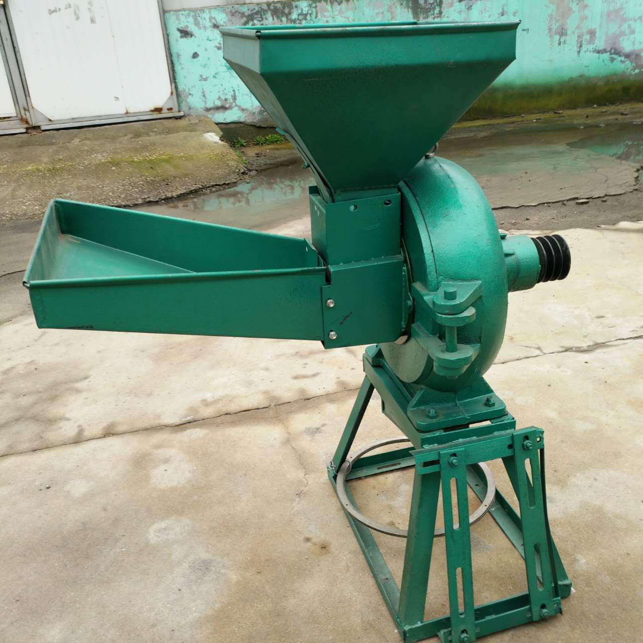 Small scale grain mill electric wheat rice maize corn grinding grinder miller home use mini wheat flour milling machine