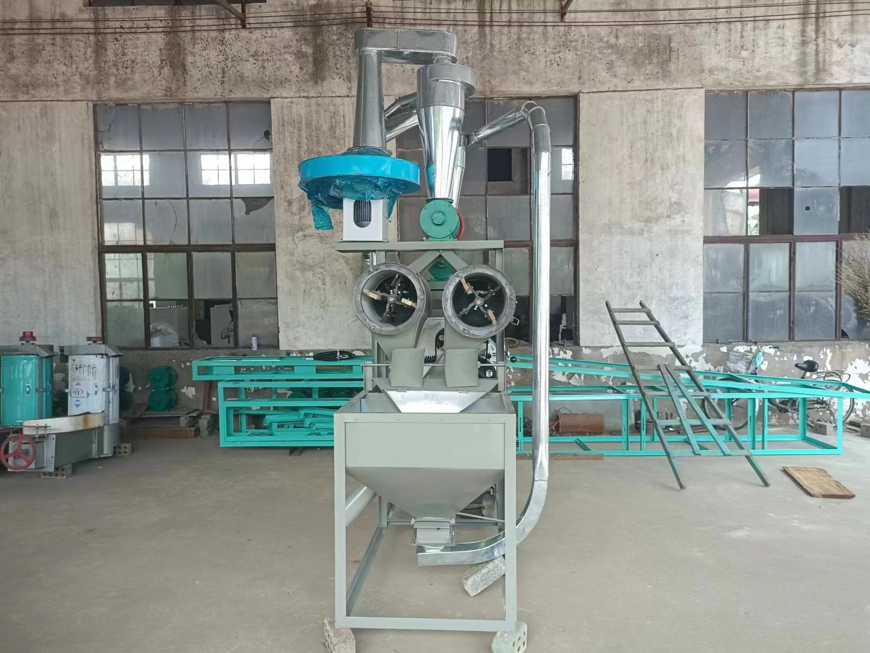 New designed Wheat Flour Mill / Wheat Grinding Machine/Flour Milling Machine