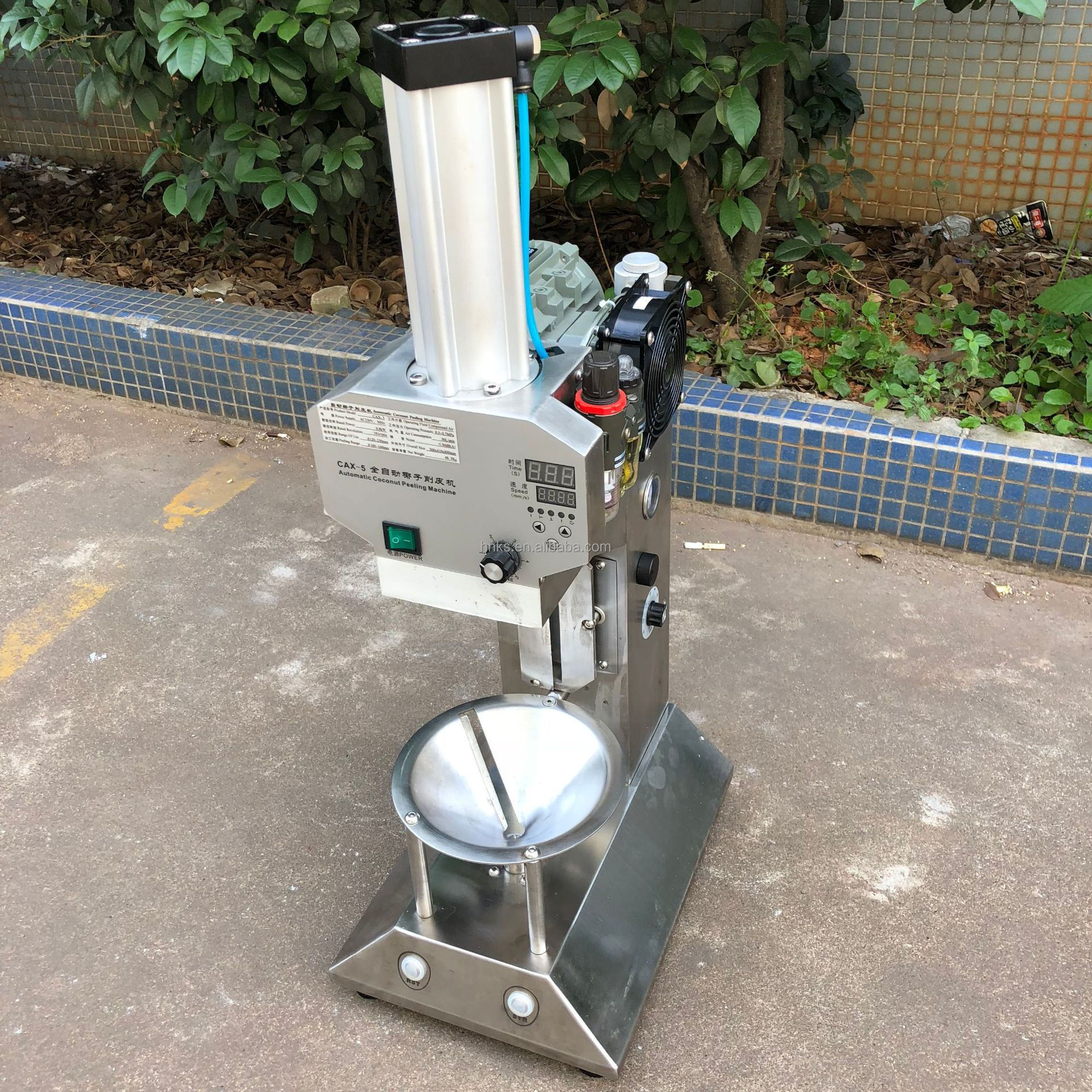 automatic coconut peeling machine coconut trimming machine green tender coconut peeler open machine