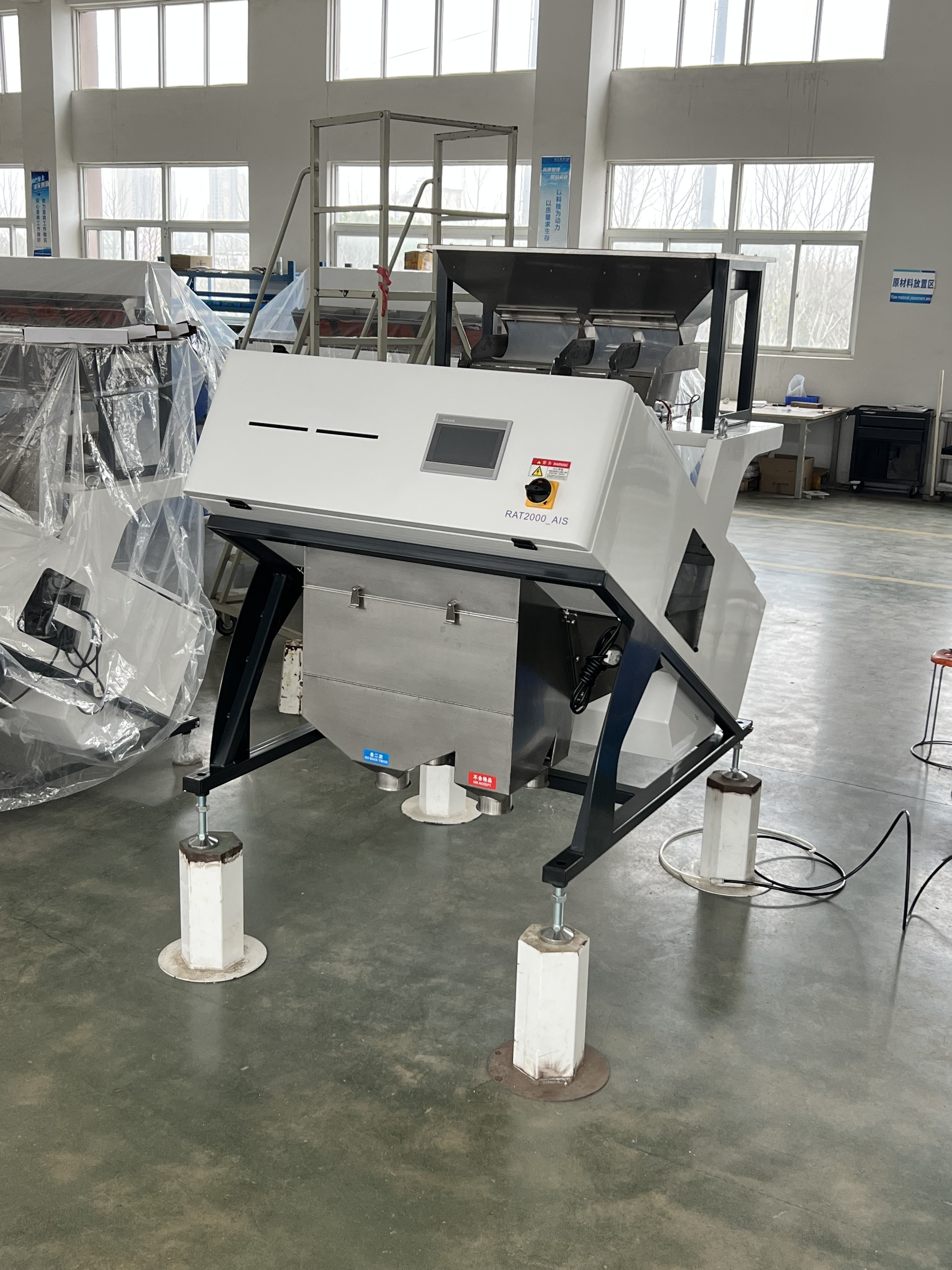 Optical plastic Color Sorter sorting machine/ recycling plastic remote ...