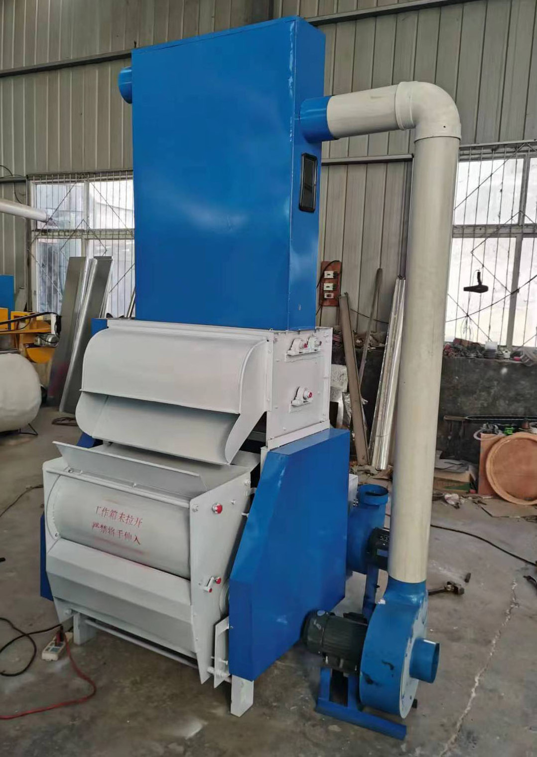 newest small saw type cotton ginning machine with cotton fabric collecting function