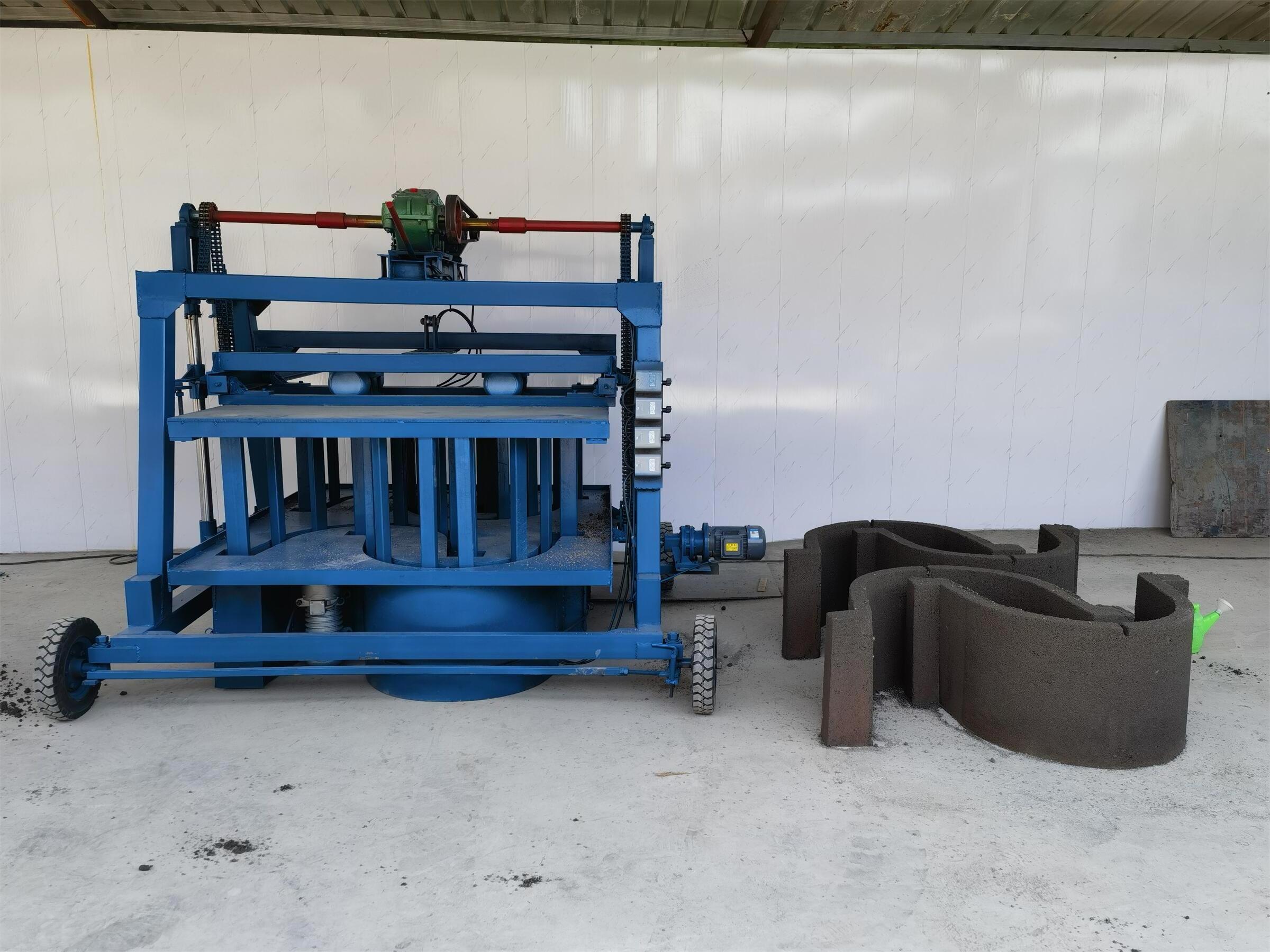 Factory direct sale opening length 650mm precast concrete drainage canal making machine cement drainage pipe making machine