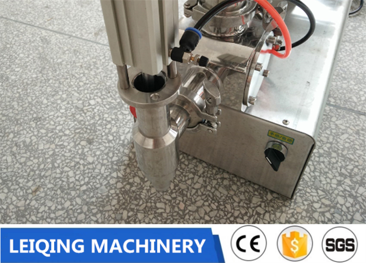 U-Type Semi-automatic Horizontal Pneumatic Paste Sauce Ketchup Filling Machine/Chili sauce stirring filling machine