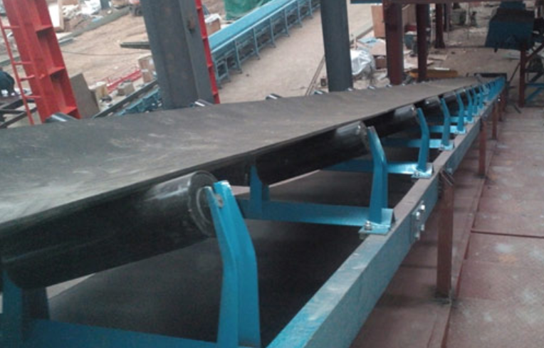 Heavy duty industry  belt stone conveyor machine in mining with speed control