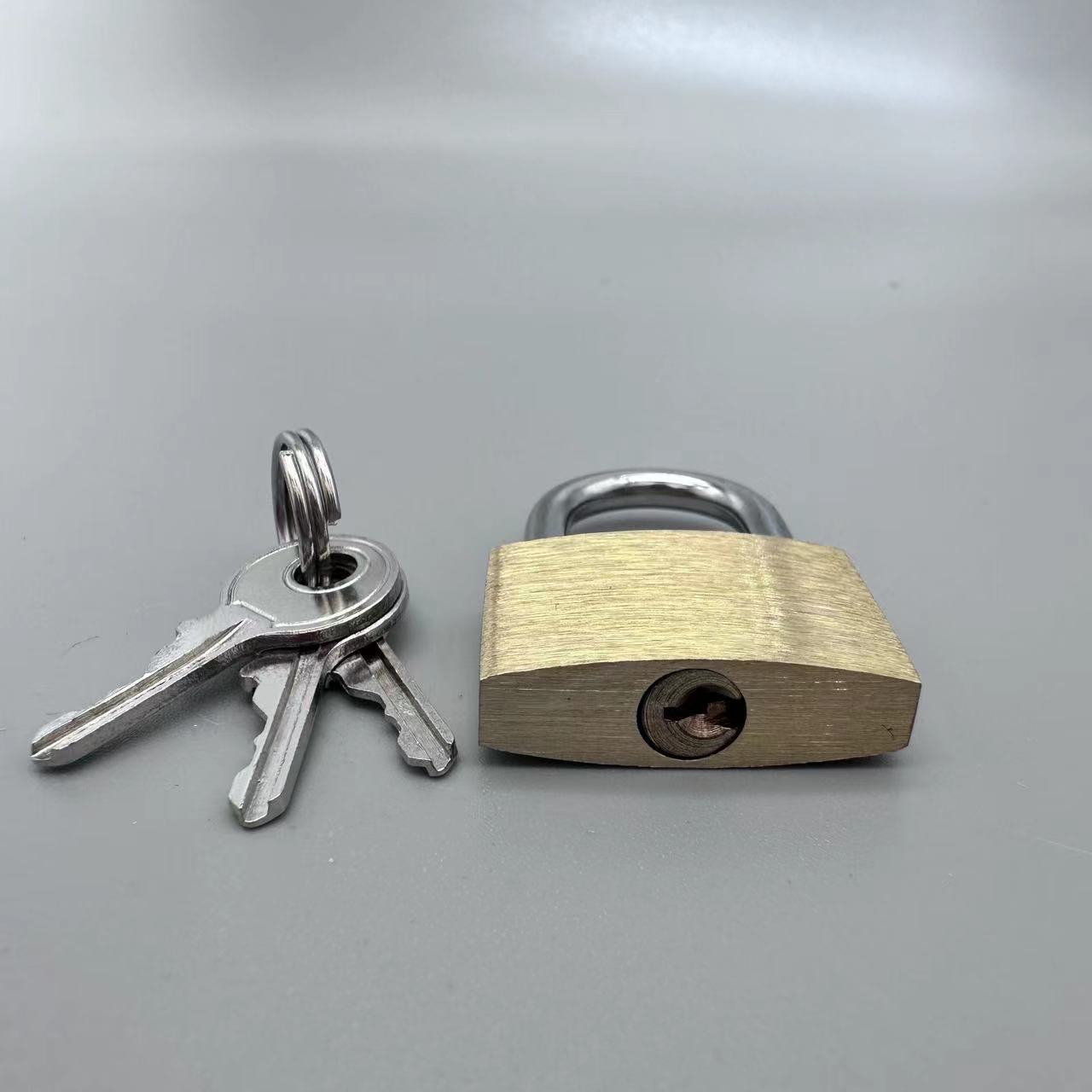 30MM Keyed Alike Brass Padlock Iron Key Good Quality Cheap Door Lock Pad Lock