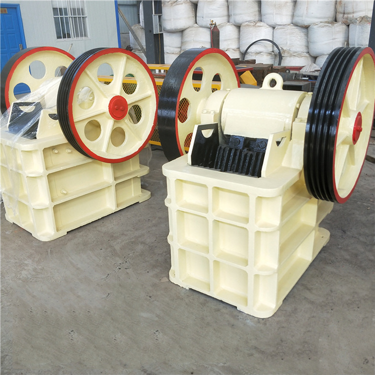 Portable PE 150x250 diesel engine jaw crusher machine gold mining equipment