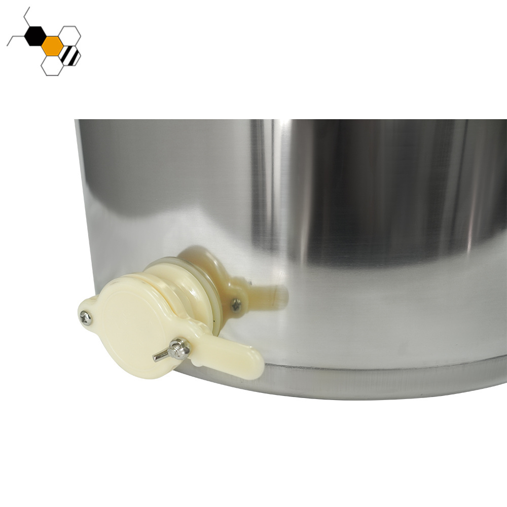 Honey storage tank with strainer automatic beekeeping equipment 70L stainless steel honey tank