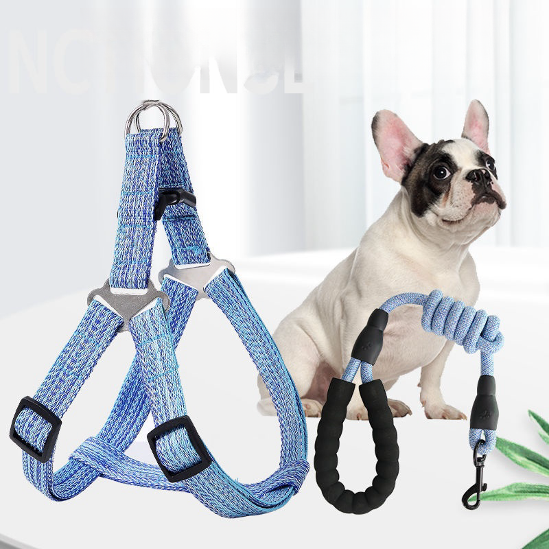 Large, medium, small dog chain collar pet products explosion-proof impact dog leash telescopic sling dog leash