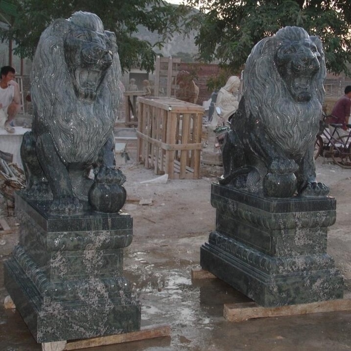 Outdoor Red Sand Stone Lion Statue sculpture For Sale