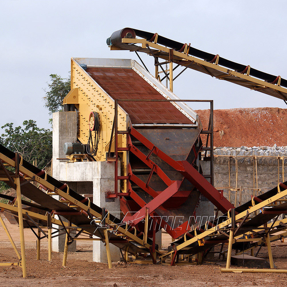 Aggregate Screen 4 Deck Layers Sand Vibrating Screen Machine