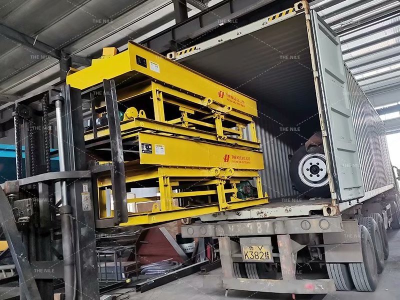 Mobile mining equipment  High Efficiency Portable Gold Sluice Box/Gold Mining Machinery /Gold Washing Plant For Sale