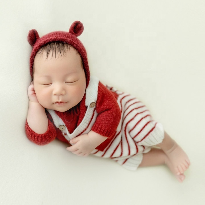 Striped Newborn Baby Photo Shoot Props Crochet Clothes with Hat Knitted Outfits for Photography Props