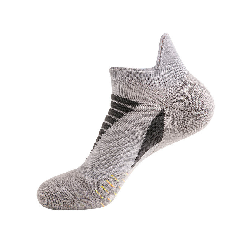 2022 Hot Sell Wholesale Men Cotton Logo Custom Sports Running  Ankle Compression Athletic Socks