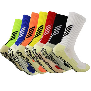 High Quality Custom Made Logo Anti Slip Sock Non Slip Soccer Cushion Sport Football Grip Socks