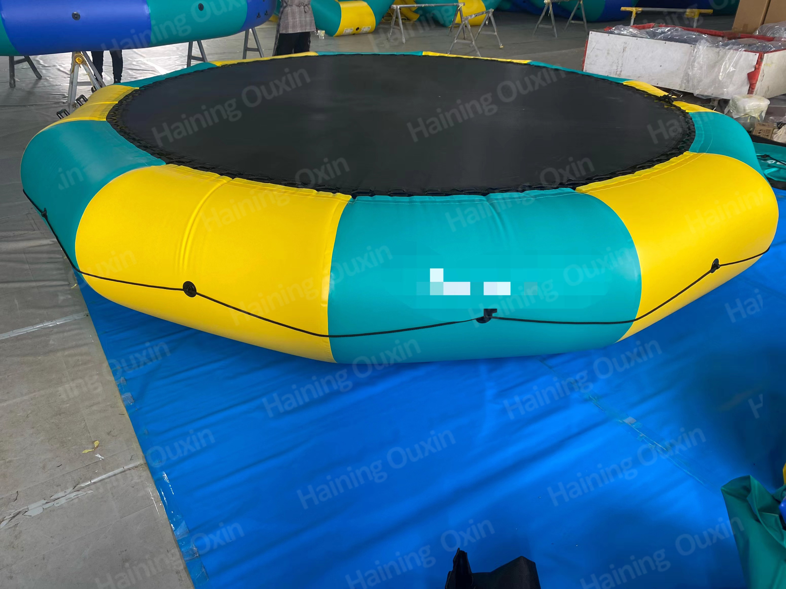 Inflatable splash padded jump bouncer platform sungear water trampoline for water entertainment