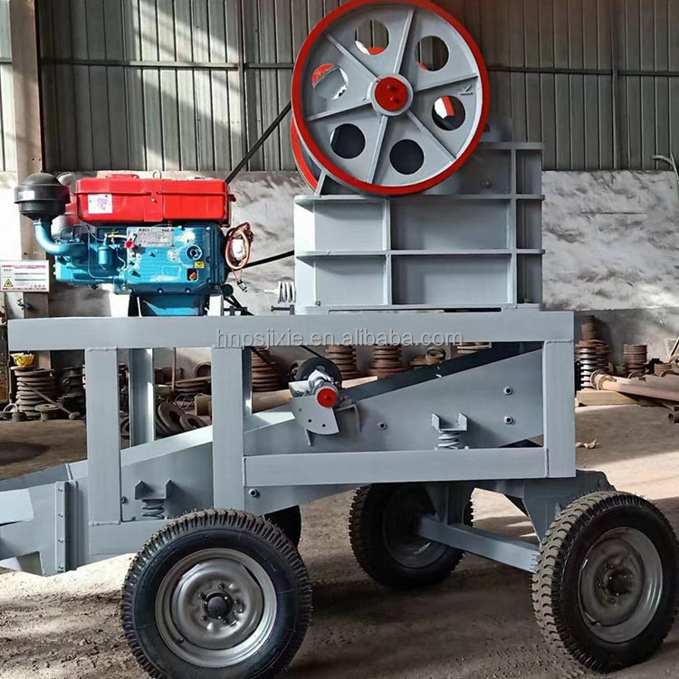 Small tire diesel jaw crusher, small stone crusher, jaw mobile crushing station