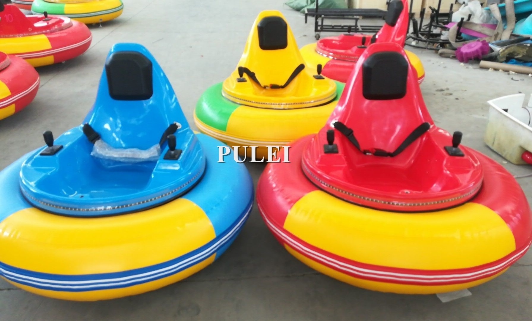 Battery Operated Kids Inflatable Bumper Cars Outdoor Playground Bumpering Toy Cars By Remote Control For Party Rental